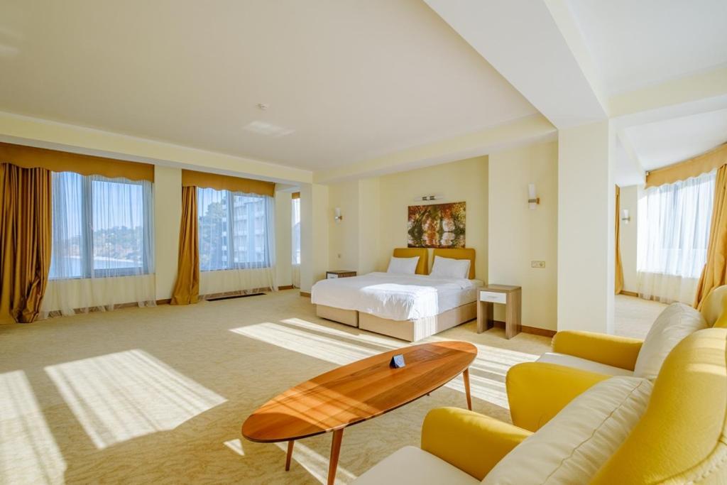 Castello Mare All Inclusive Resort Batumi Pokój zdjęcie